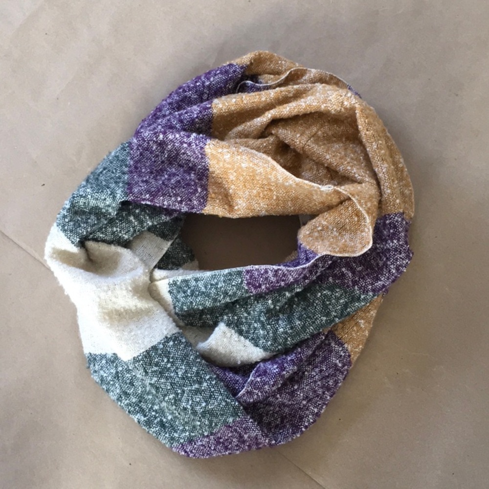 Bowbear Infinity Scarf - Multi Color - OS